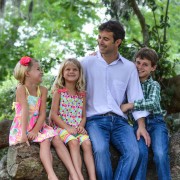 Dr. Cohen and his kids enjoying some family time.